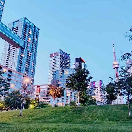 Deluxe Suite Toronto Kültér fotó
