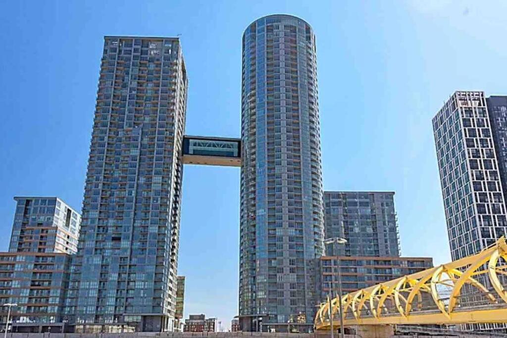 Deluxe Suite Toronto Kültér fotó